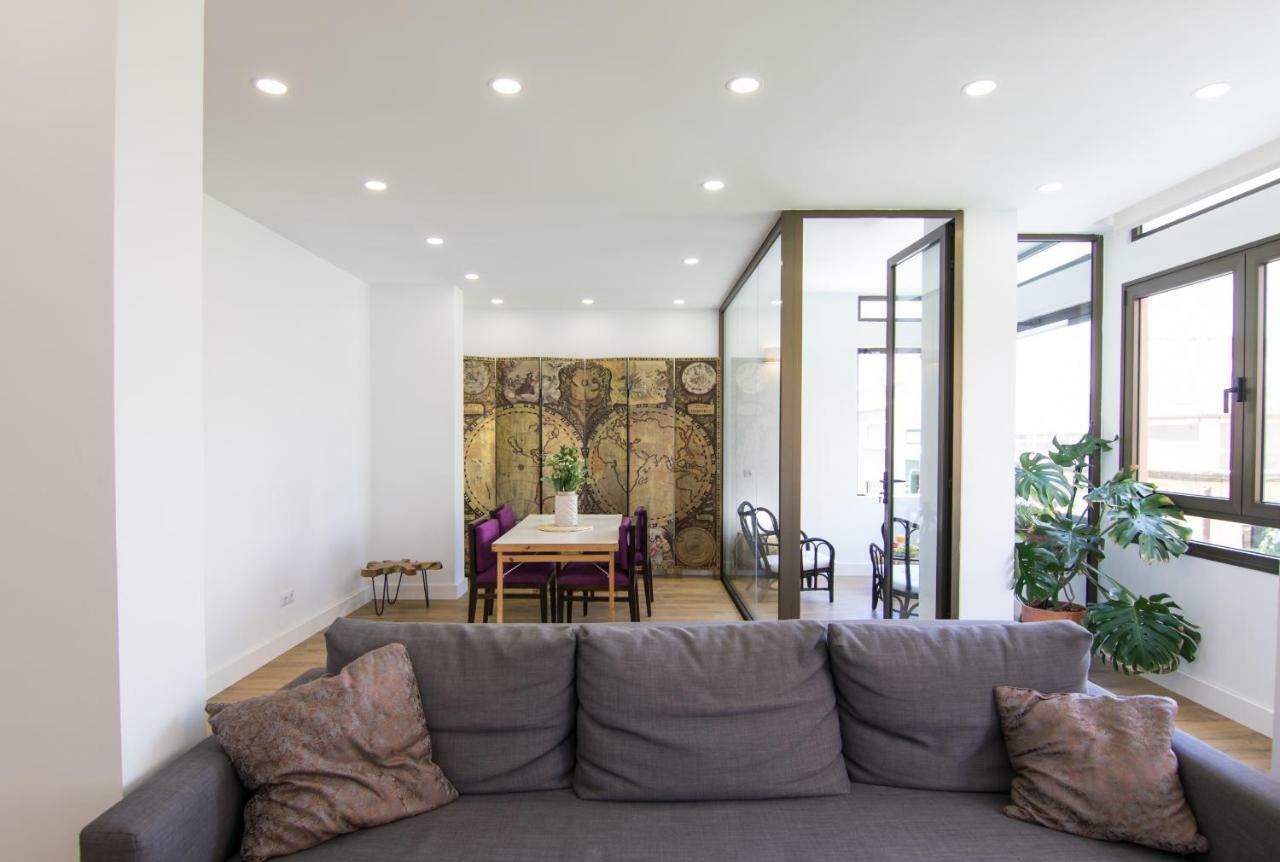 Homeforguest Stylish And Modern Apartment Overlooking Las Canteras Las Palmas de Gran Canaria Esterno foto