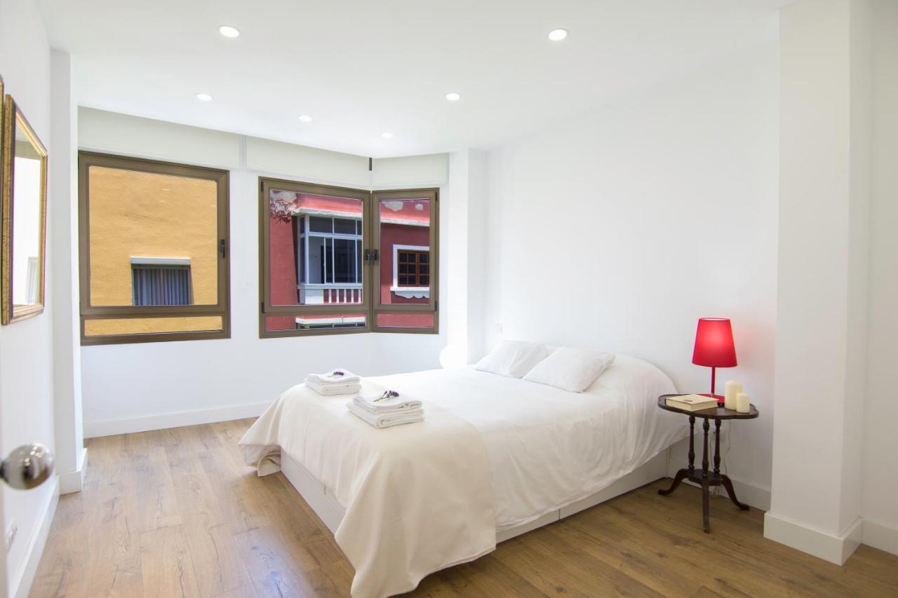 Homeforguest Stylish And Modern Apartment Overlooking Las Canteras Las Palmas de Gran Canaria Esterno foto